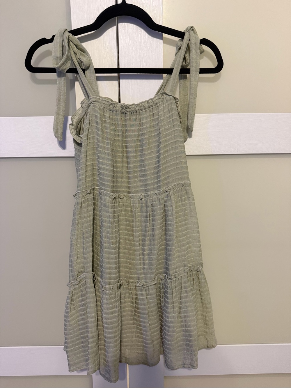 Altar'd State womens XS Sage Green Tie-Shoulder Tiered Sundress